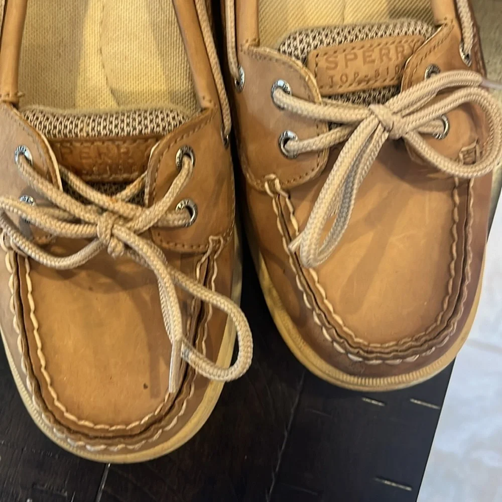 Topsiders - Picture 3 of 3